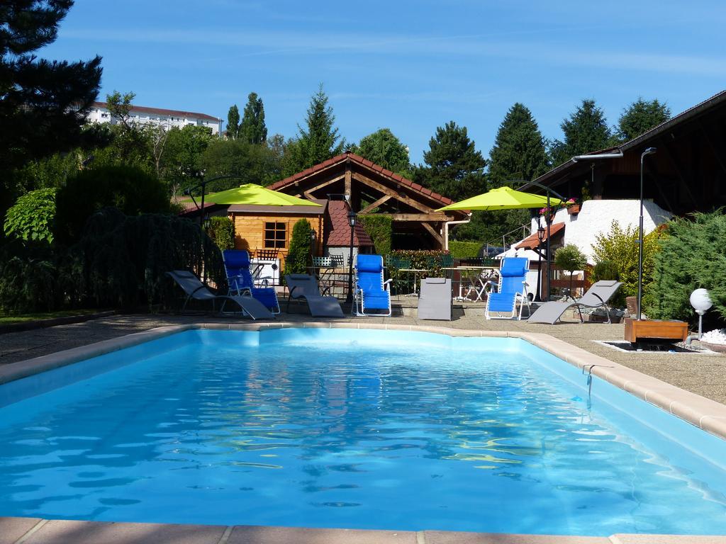 Hotel La Vieille Ferme Étupes Zewnętrze zdjęcie